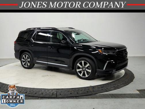 Crystal Black Pearl 2025 Honda Pilot Elite