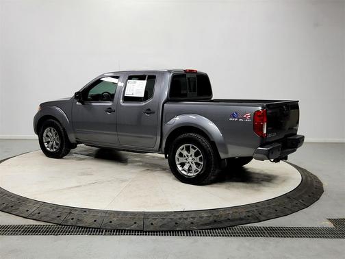 2021 Nissan Frontier SV