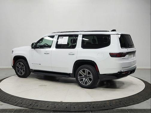 Bright White Clearcoat 2024 Jeep Wagoneer Series II 4x2