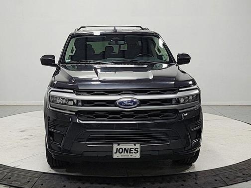 Gray Metallic 2024 Ford Expedition Max XLT