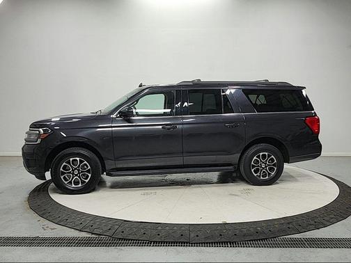 Gray Metallic 2024 Ford Expedition Max XLT