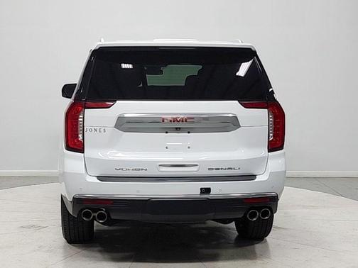 Summit White 2023 GMC Yukon Denali