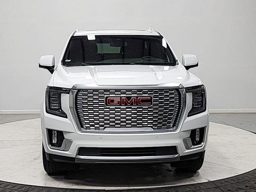 Summit White 2023 GMC Yukon Denali