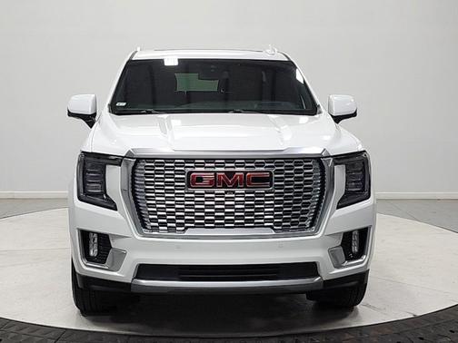 Summit White 2023 GMC Yukon Denali
