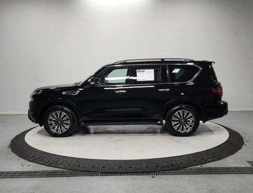 2023 Nissan Armada SL 2WD