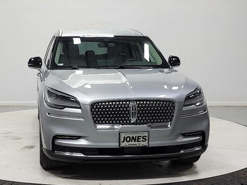 SILVER RADIANCE MET CC 2023 Lincoln Aviator Standard