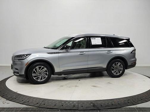 SILVER RADIANCE MET CC 2023 Lincoln Aviator Standard