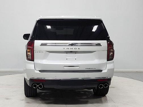 Iridescent Pearl Tricoat 2023 Chevrolet Tahoe Premier
