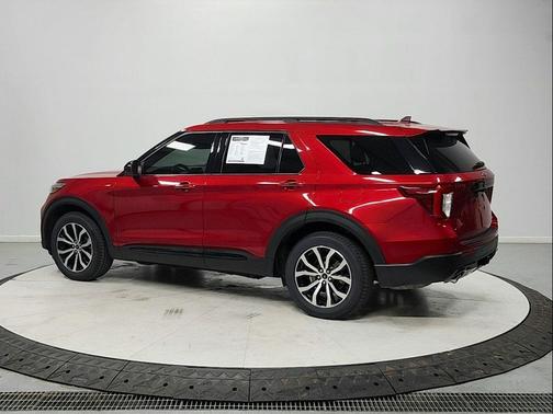 RAPID RED MET TINTED CC 2022 Ford Explorer ST-Line