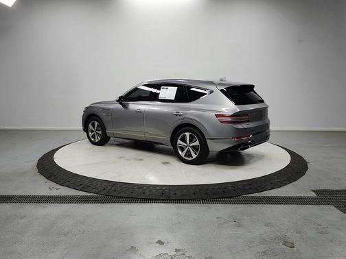 Savile Silver 2023 Genesis GV80 3.5T