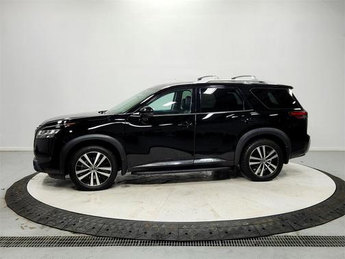 2024 Nissan Pathfinder Platinum 4WD