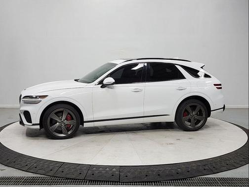 Alta White 2023 Genesis GV70 2.5T AWD