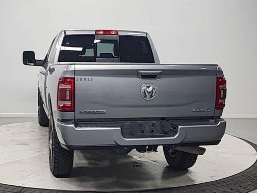 Billet Silver Metallic Clearcoat 2024 RAM 2500 Laramie Crew Cab 4x4 6'4' Box