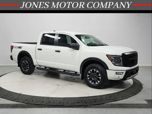 Glacier White 2023 Nissan Titan PRO-4X