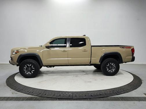 Quicksand 2017 Toyota Tacoma TRD Sport