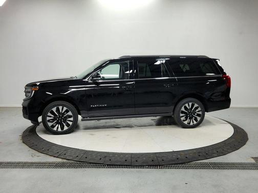Agate Black Metallic 2027 Ford Expedition Max Platinum