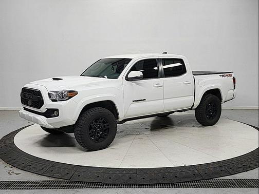 Ice Cap 2023 Toyota Tacoma TRD Sport