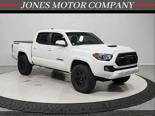 Ice Cap 2023 Toyota Tacoma TRD Sport