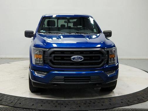 Atlas Blue Metallic 2022 Ford F-150 XLT