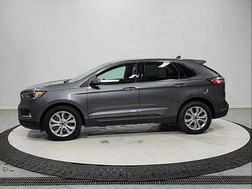 Gray Metallic 2023 Ford Edge Titanium