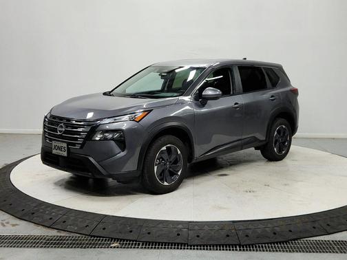 Gun Metallic 2025 Nissan Rogue SV