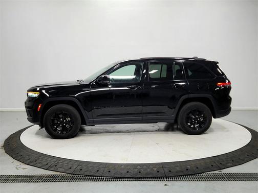 2024 Jeep Grand Cherokee Altitude