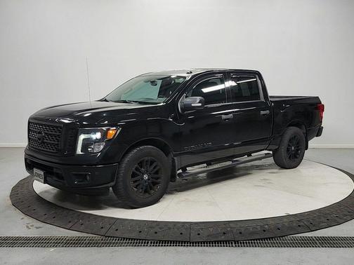 Magnetic Black 2018 Nissan Titan SV
