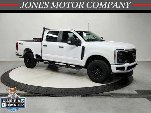 Oxford White 2023 Ford F-250 XL