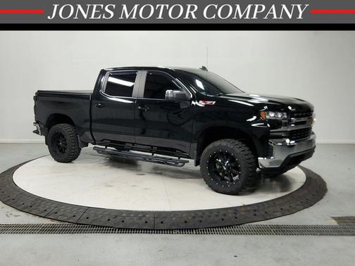 Black 2020 Chevrolet Silverado 1500 LT