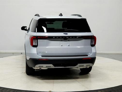 2026 Ford Explorer Active (200A)