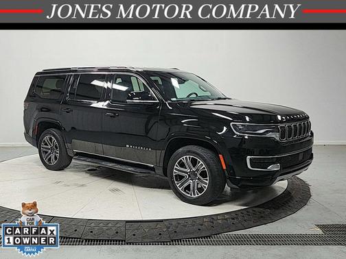Diamond Black Crystal Pearlcoat 2024 Jeep Wagoneer Series II 4x4