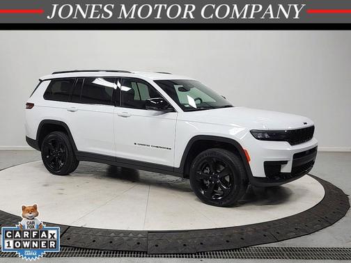 Bright White Clearcoat 2024 Jeep Grand Cherokee L Altitude