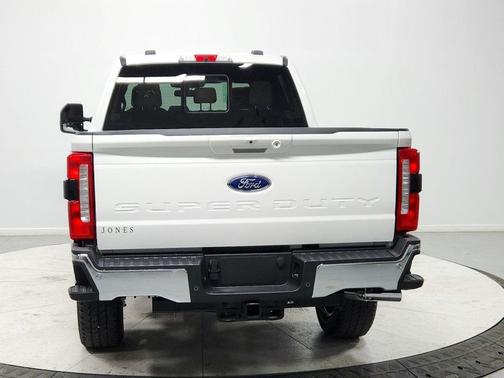 STAR WHITE 2026 Ford F-250 Lariat
