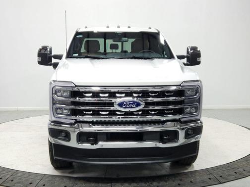 STAR WHITE 2026 Ford F-250 Lariat