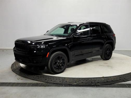 2024 Jeep Grand Cherokee Altitude