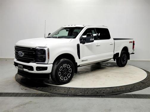 2025 Ford F-250 Platinum