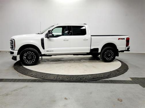 2025 Ford F-250 Platinum