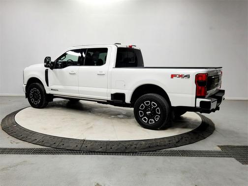 2025 Ford F-250 Platinum