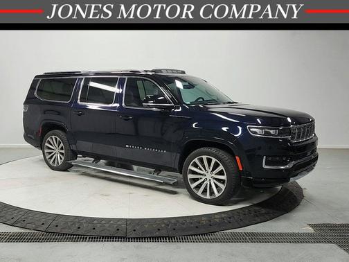 Midnight Sky 2023 Jeep Grand Wagoneer L Series II 4x4