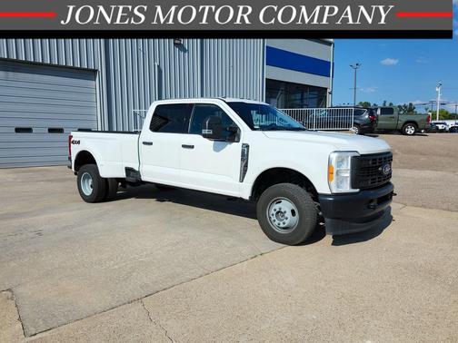 Oxford White 2024 Ford F-350 XL