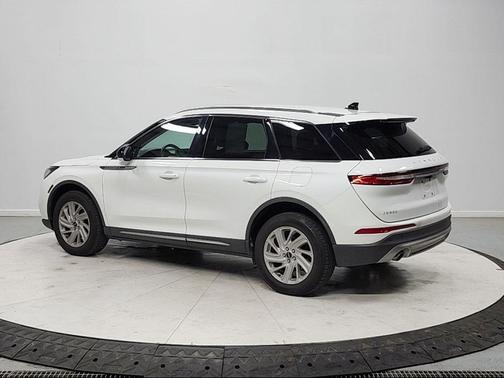 PRISTINE WHITE MET 3C 2022 Lincoln Corsair Standard