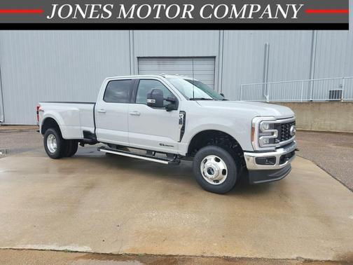 AVALANCHE 2026 Ford F-350 Lariat