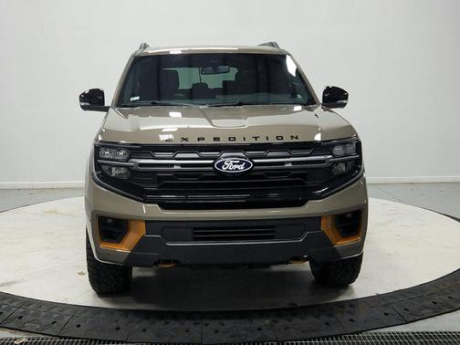 Marsh Gray 2027 Ford Expedition Tremor