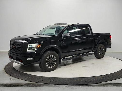 Super Black 2024 Nissan Titan PRO-4X