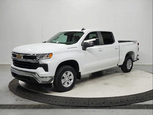 Summit White 2025 Chevrolet Silverado 1500 LT