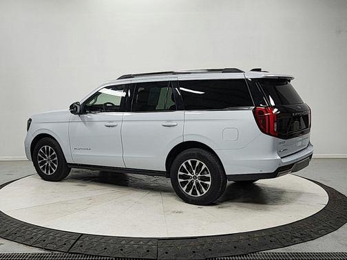 Silver Metallic 2025 Ford Expedition Platinum