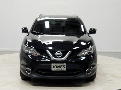 2017 Nissan Rogue Sport SV