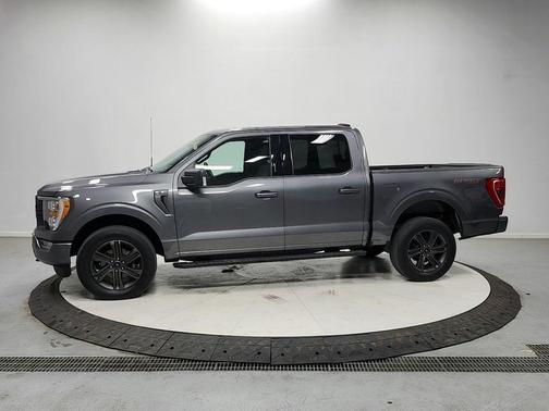 CARBONIZED GRAY METALLIC 2023 Ford F-150 XLT