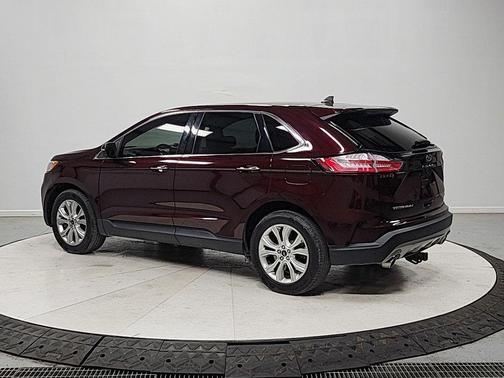 BURGUNDY VELVET MET TINT CC 2024 Ford Edge Titanium