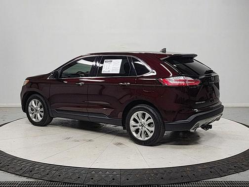 BURGUNDY VELVET MET TINT CC 2024 Ford Edge Titanium